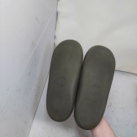 Louis Vuitton Khaki Green LV Monogram Sunbath Flat Mule Rubber Pool Sandal - Picture 2 of 9